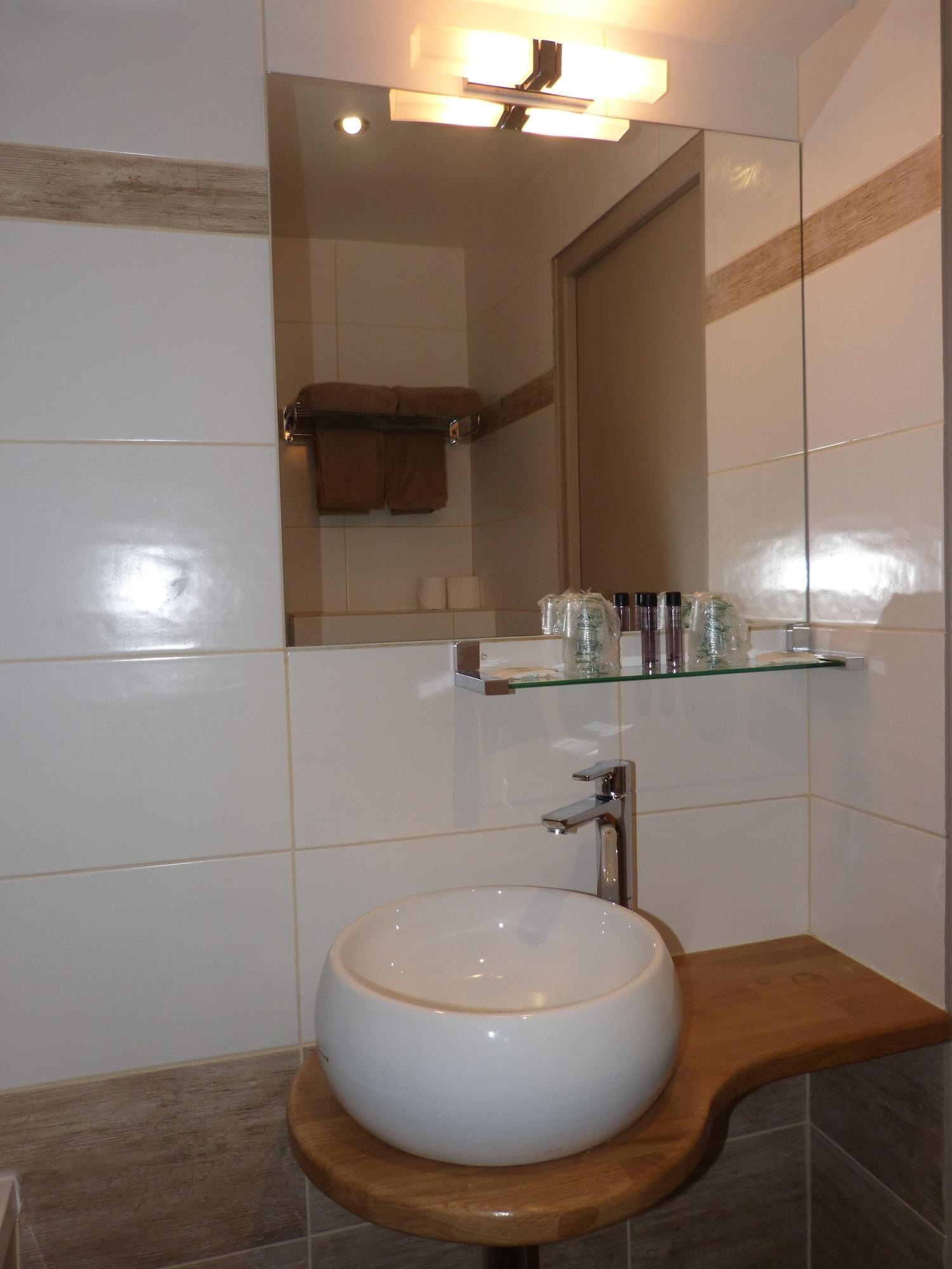 Hotel Little Regina Paryż Zewnętrze zdjęcie
