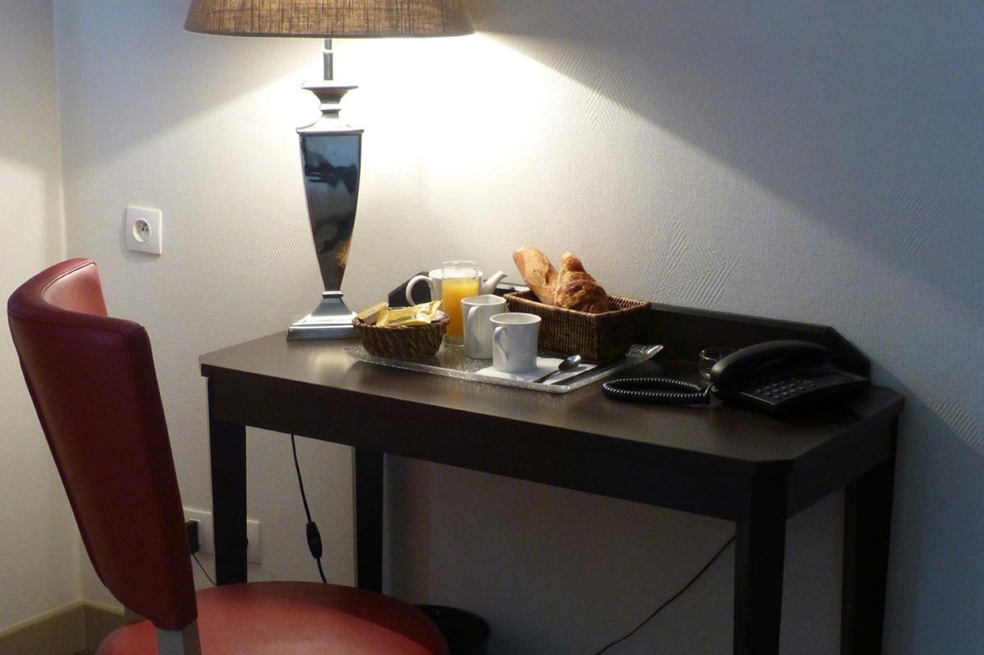 Hotel Little Regina Paryż Zewnętrze zdjęcie