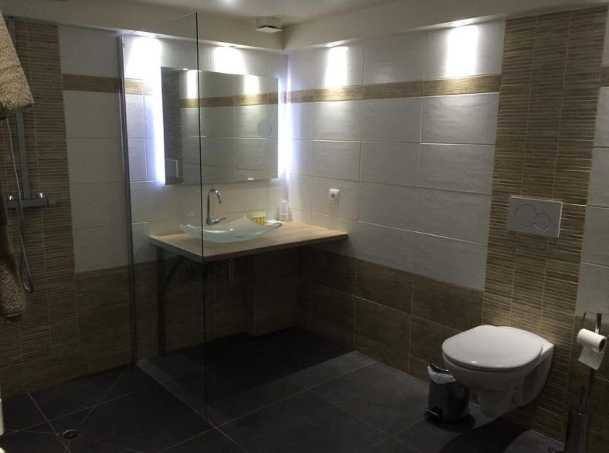 Hotel Little Regina Paryż Zewnętrze zdjęcie
