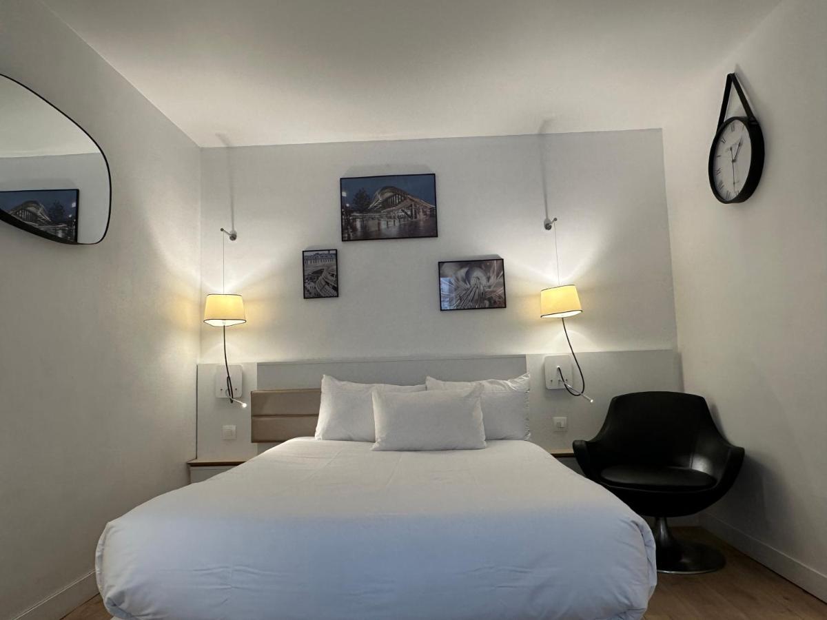 Hotel Little Regina Paryż Zewnętrze zdjęcie